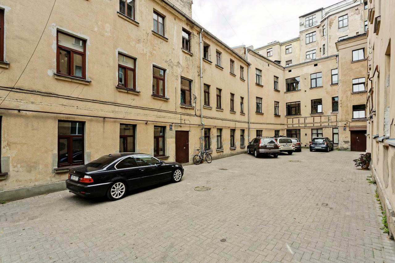 Riga Silent Center Boutique Apt. +Free Parking Екстер'єр фото